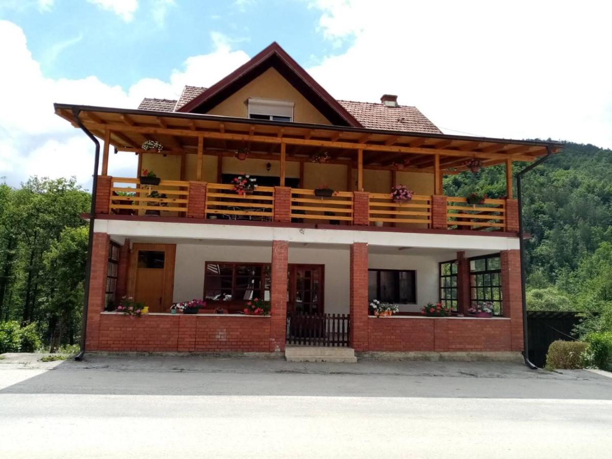 Apartman Dunja I Milos 모크라 고라 외부 사진